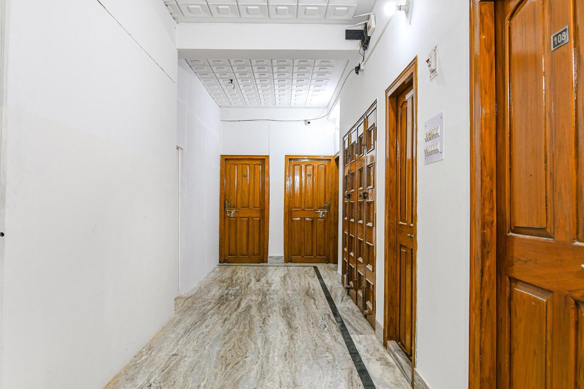 Fabexpress Astoria House Hotel Kolkata Bagian luar foto