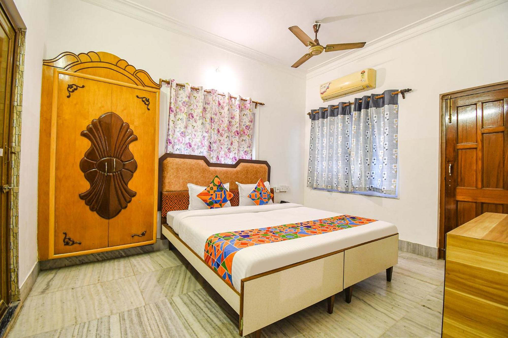 Fabexpress Astoria House Hotel Kolkata Bagian luar foto