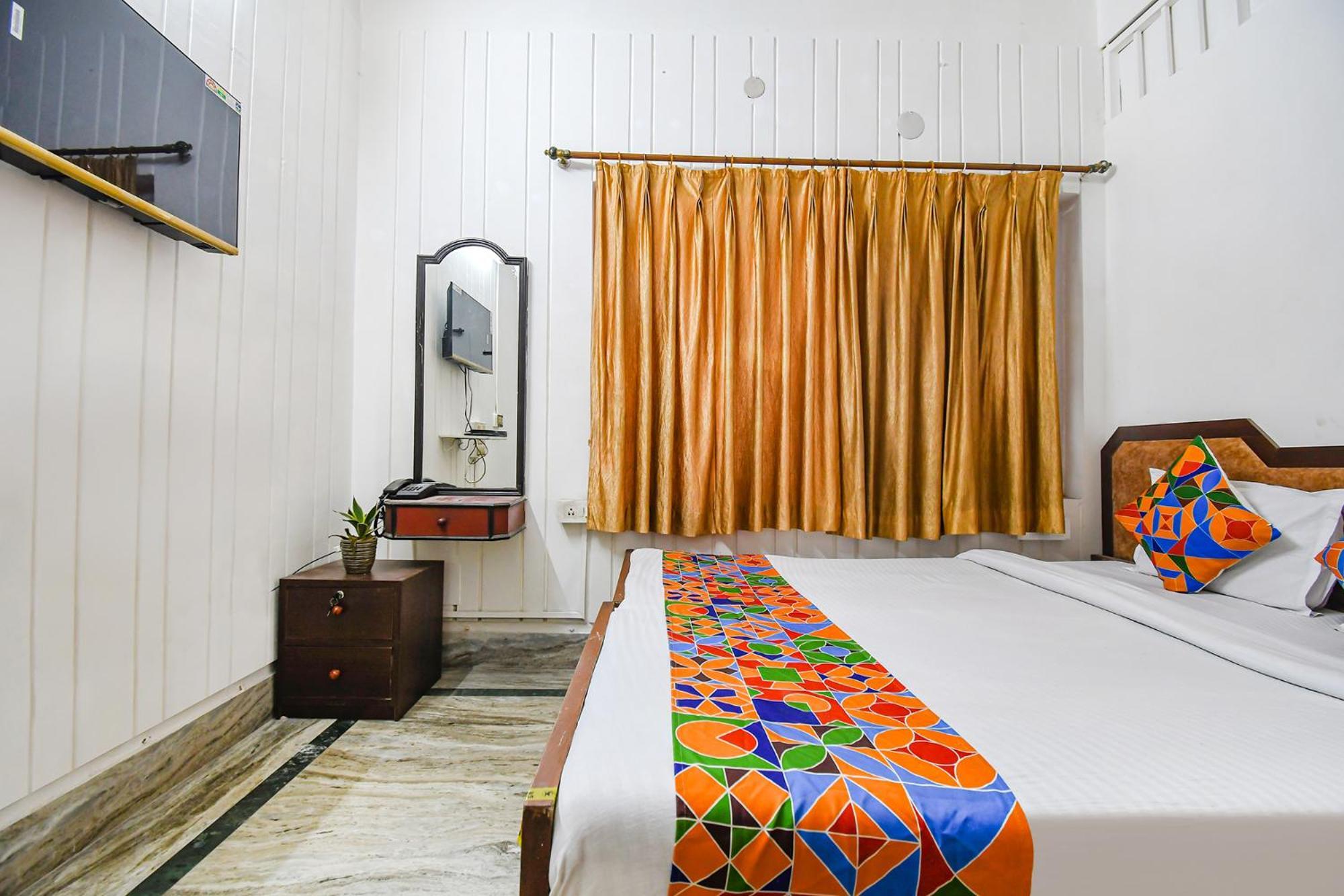 Fabexpress Astoria House Hotel Kolkata Bagian luar foto